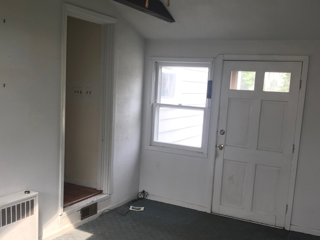 Dining Room Before Home Staging